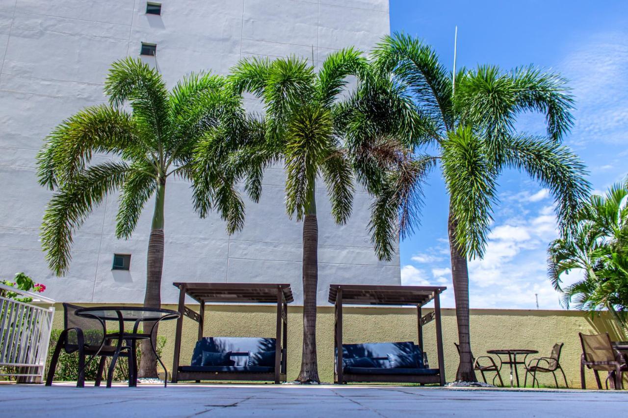 Delmond Hotel كويابا المظهر الخارجي الصورة