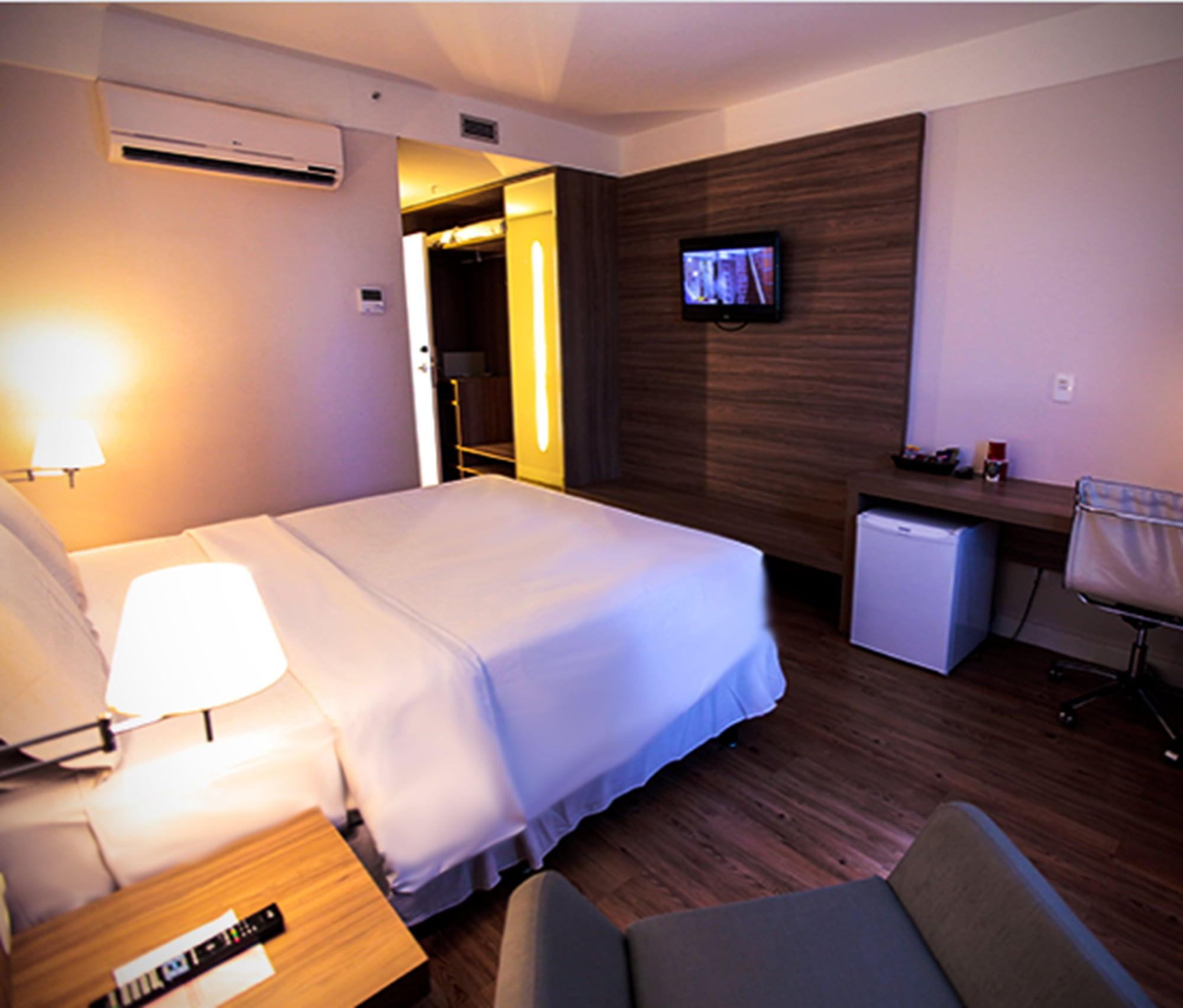 Delmond Hotel كويابا المظهر الخارجي الصورة