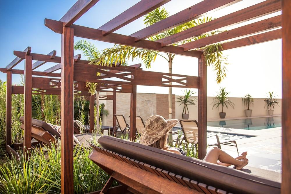 Delmond Hotel كويابا المظهر الخارجي الصورة