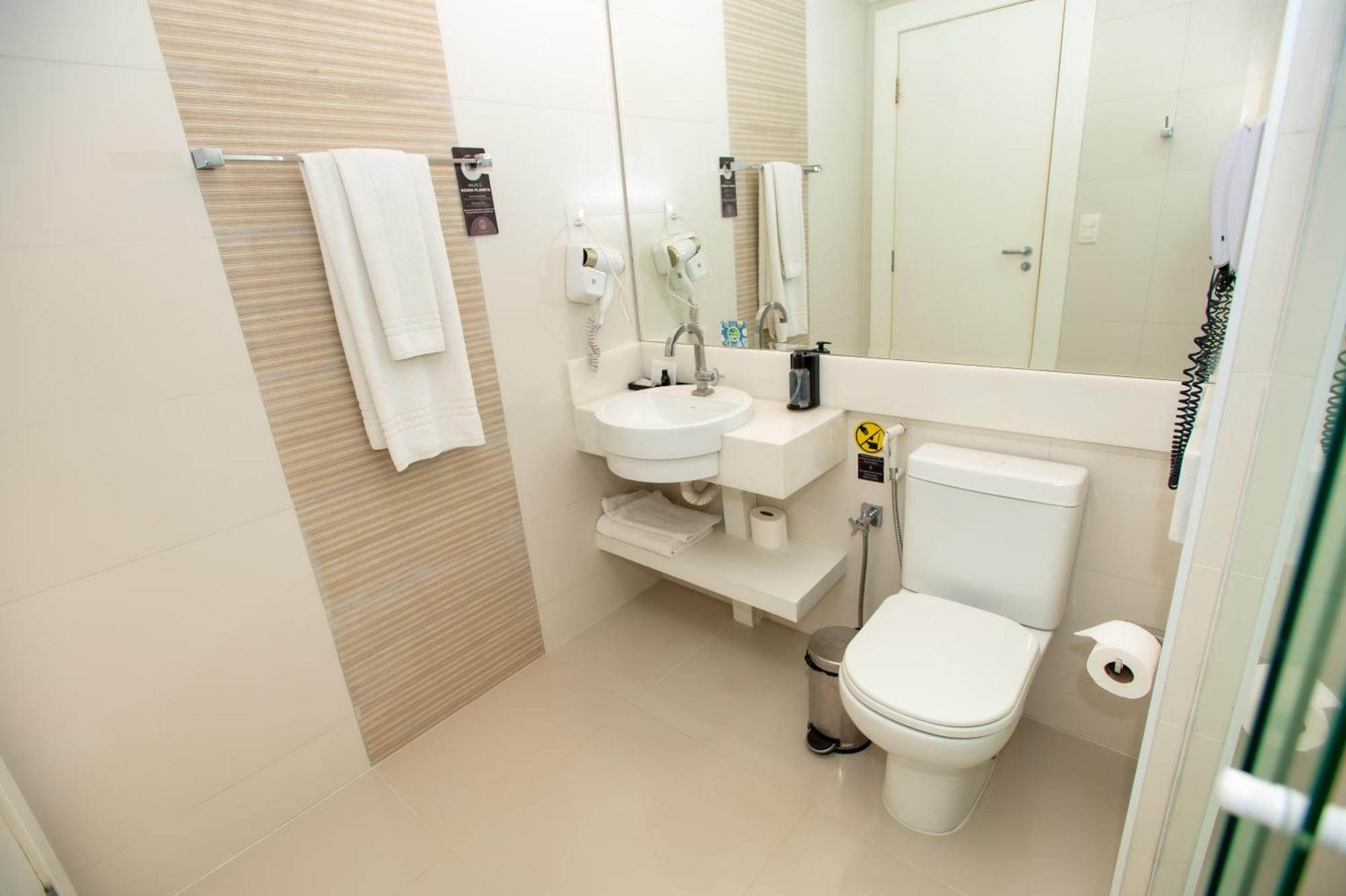Delmond Hotel كويابا المظهر الخارجي الصورة